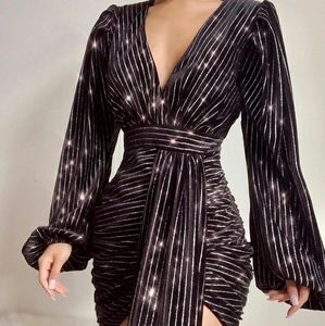 Time To Shine Velvet Dress - Black/Silver